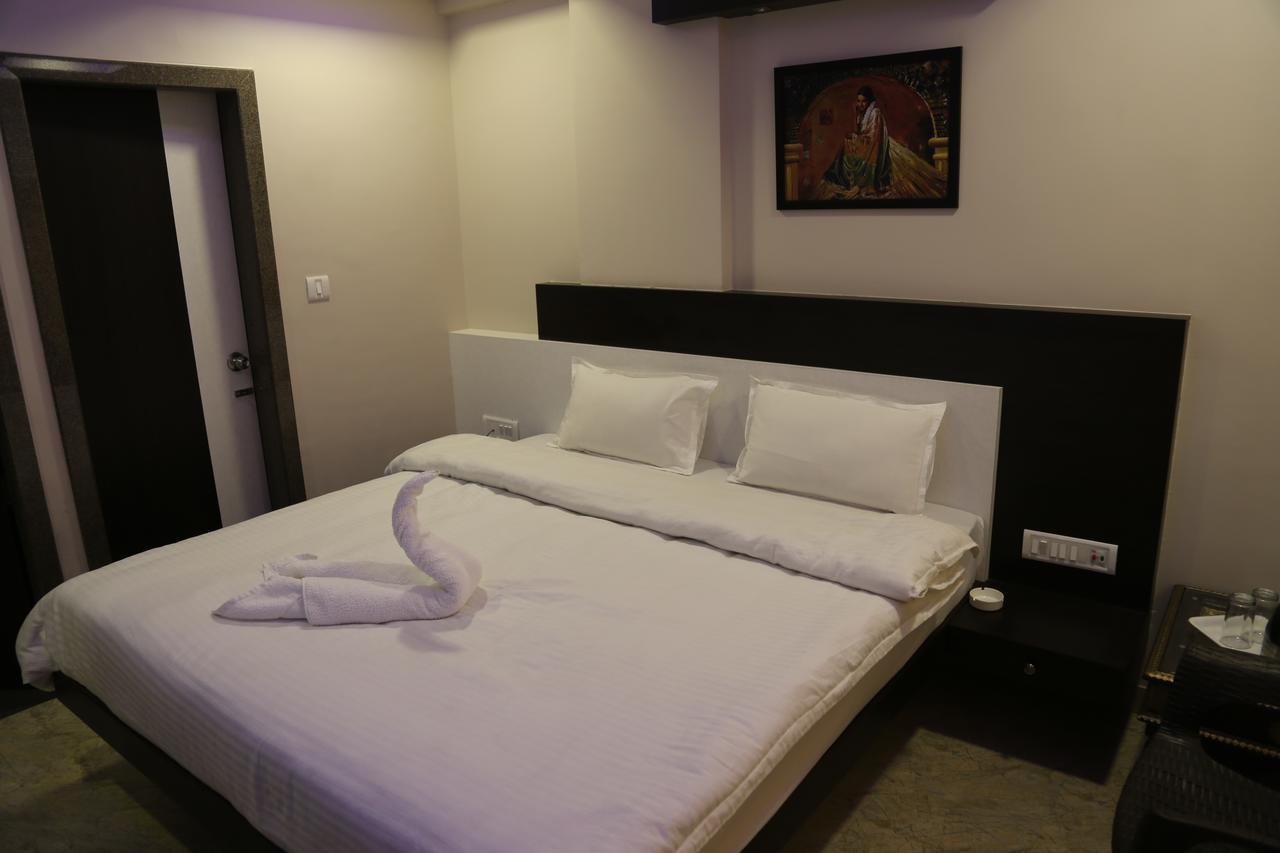 Hotel Marwar Excellency Mahamandir Luaran gambar